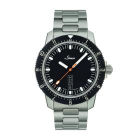 Unisex, Sinn Sportliche Uhr mit Multifunktionsdrehring 105 St Sa 105.010-BM1040102S