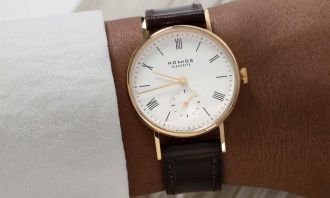 NOMOSGlashuette Uhren Einstieg Startseite 2000x1200px